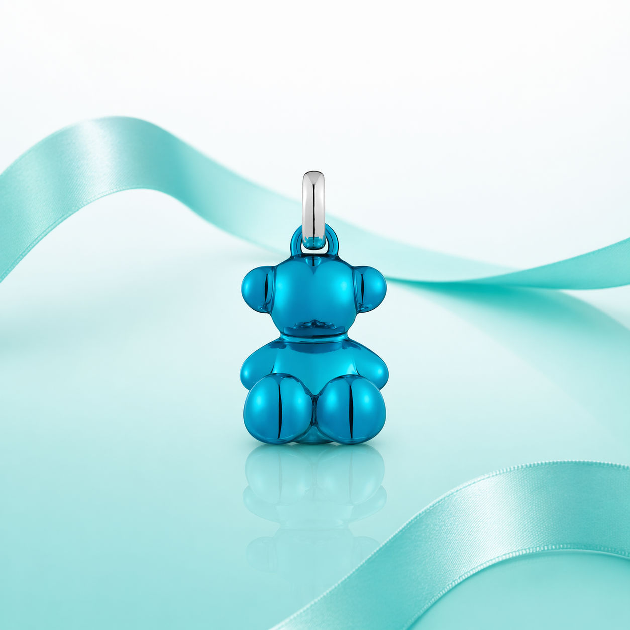 TOUS Pendants