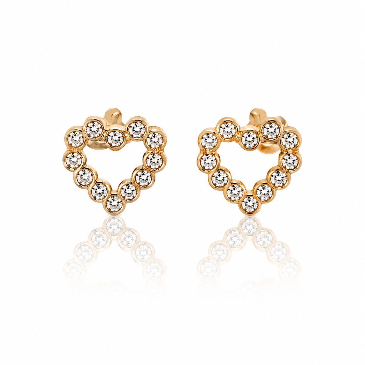 10K Pavé Heart Stud Gold Earings