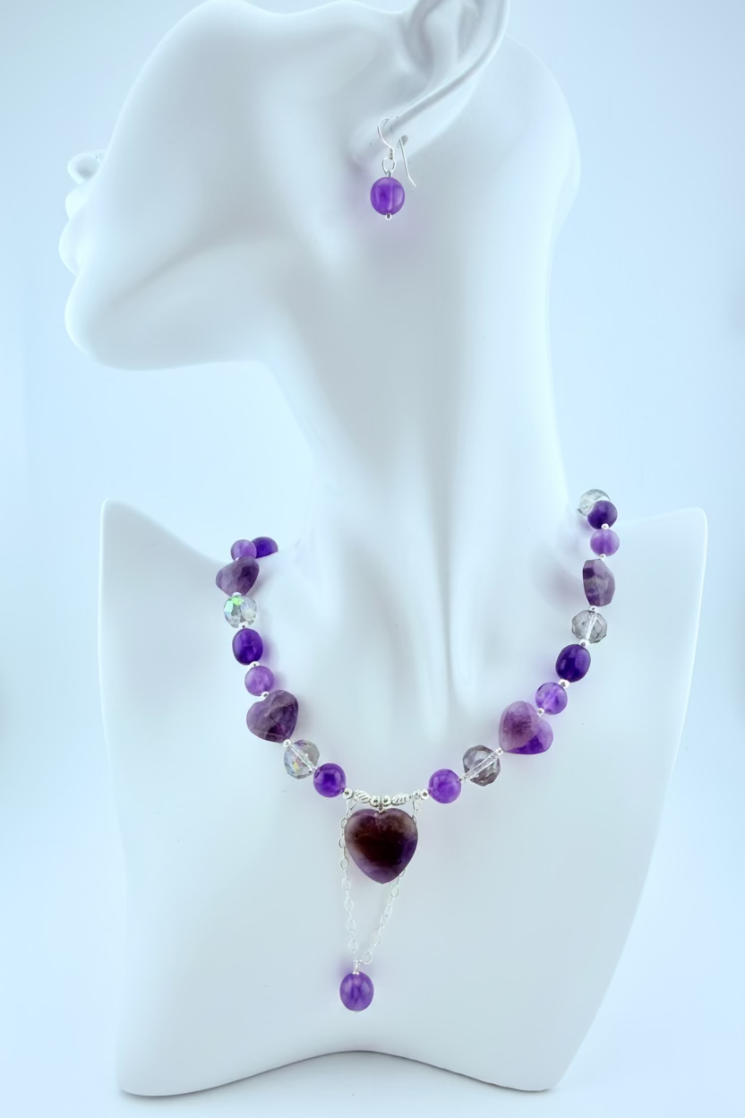 Collar de Corazón de Amatista con Ágata y Cristales