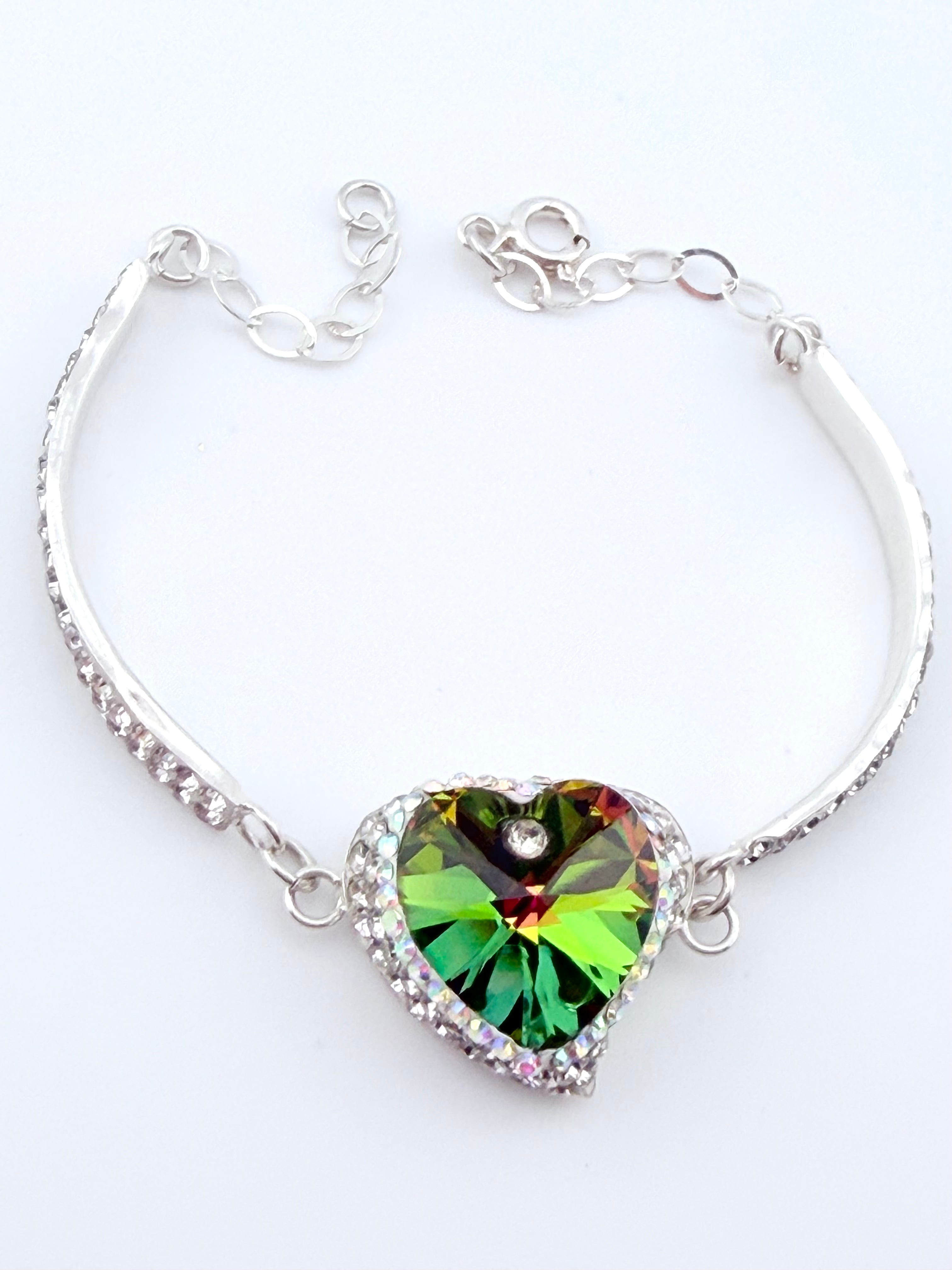 Pulsera de Corazón de Circonia Mística con Detalles de Microcirconia