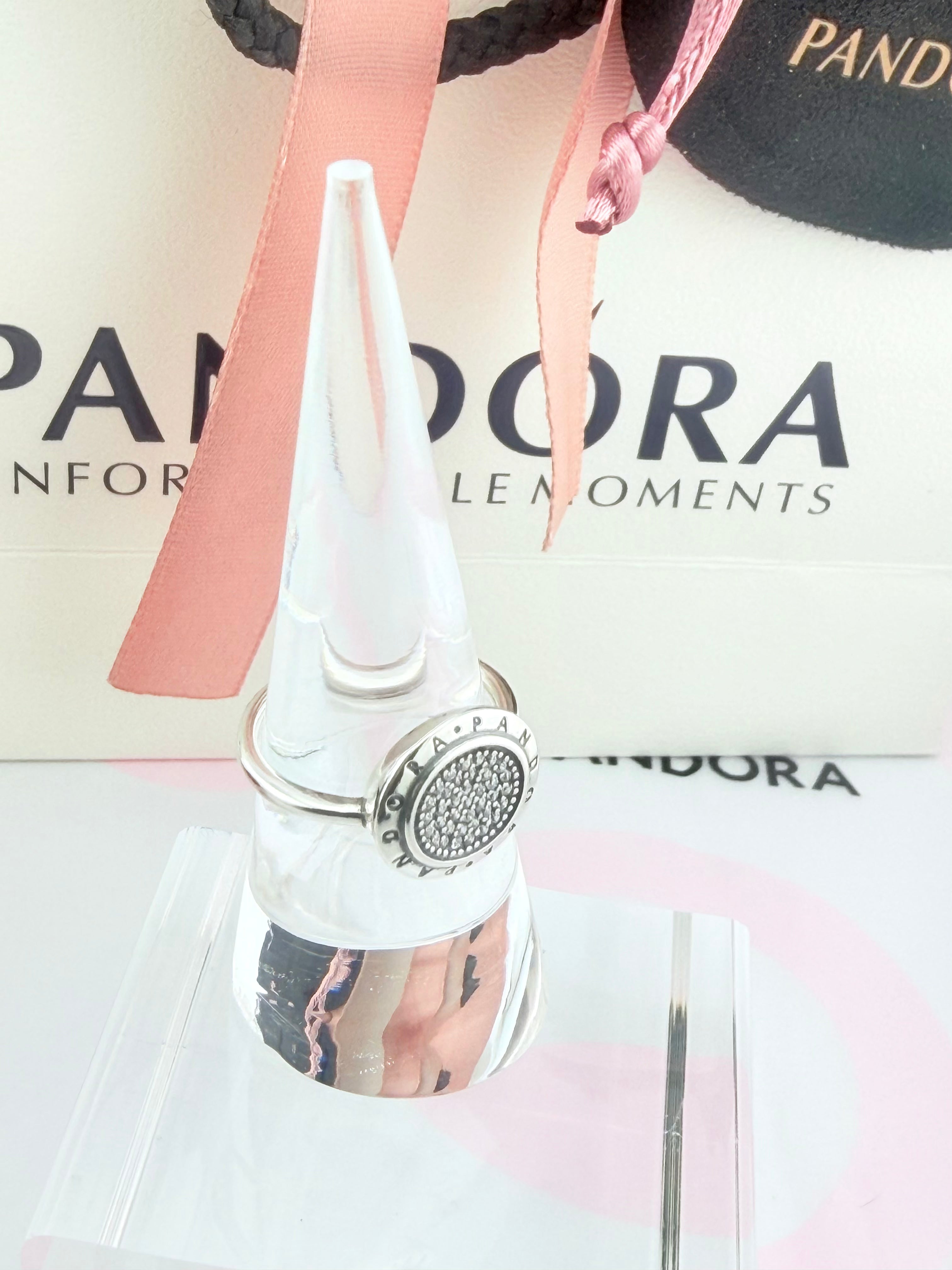 Anillo “Signature Estate” con Circonia Cúbica