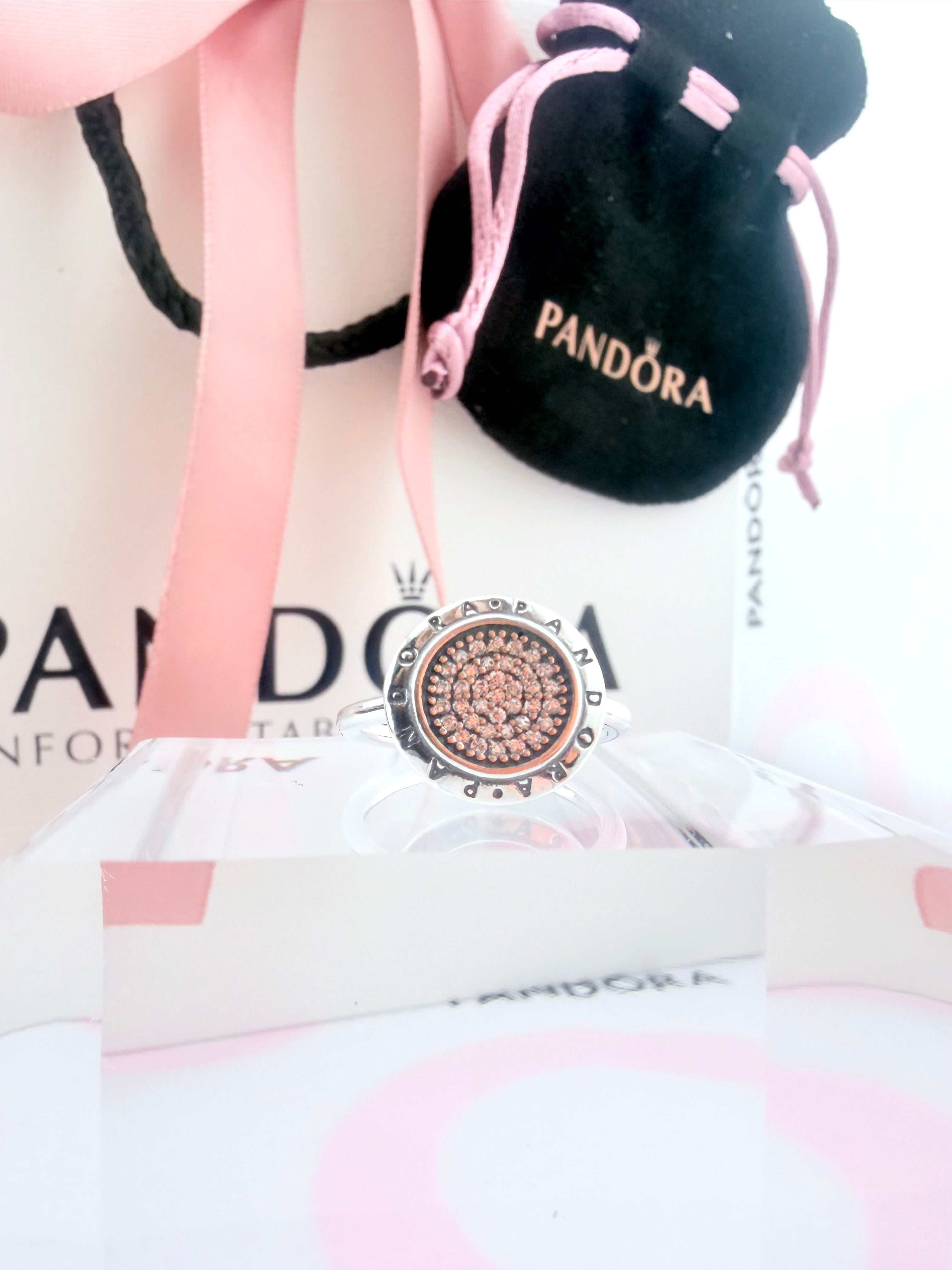 Anillo “Signature Estate” con Circonia Cúbica