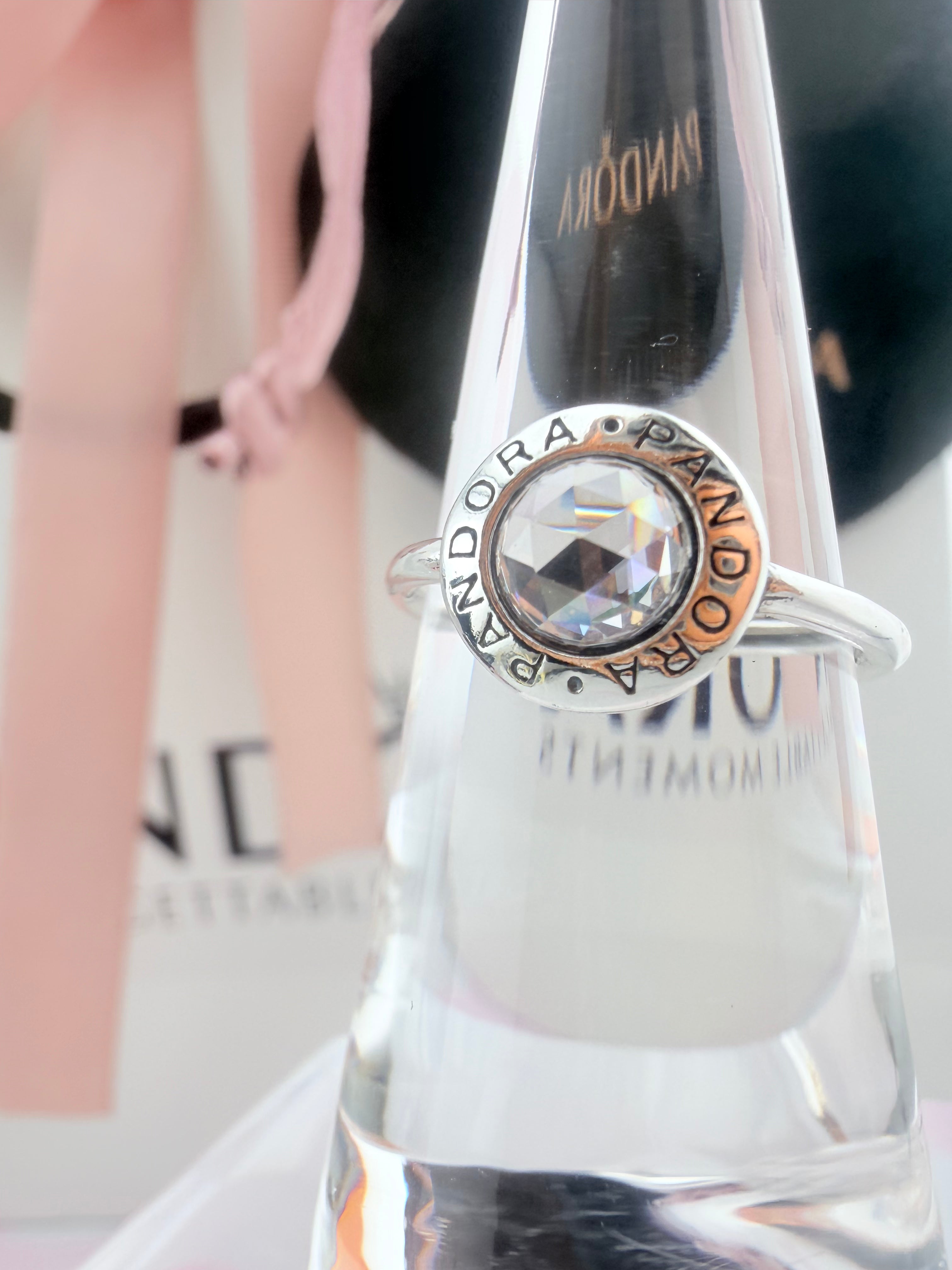 Anillo Solitario de Colección con Circonita Cúbica Tallada