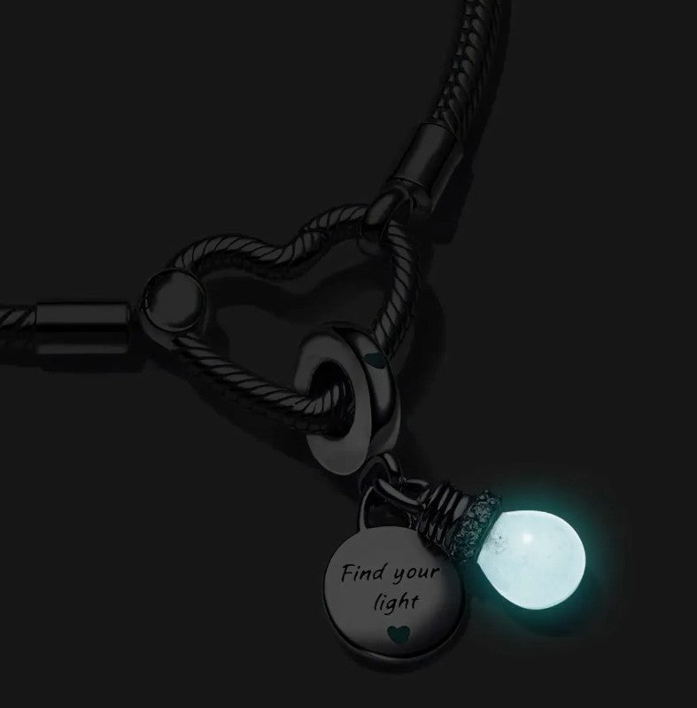Charm Colgante Bombilla “Find Your Light” (Brilla en la Oscuridad)