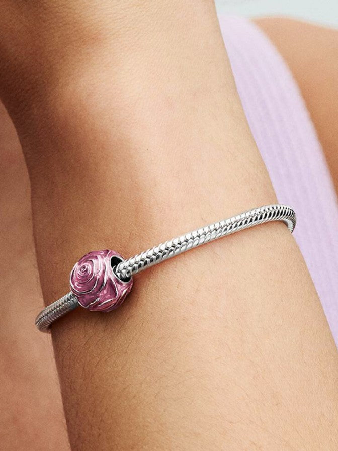 Charm de Rosa Floreciendo