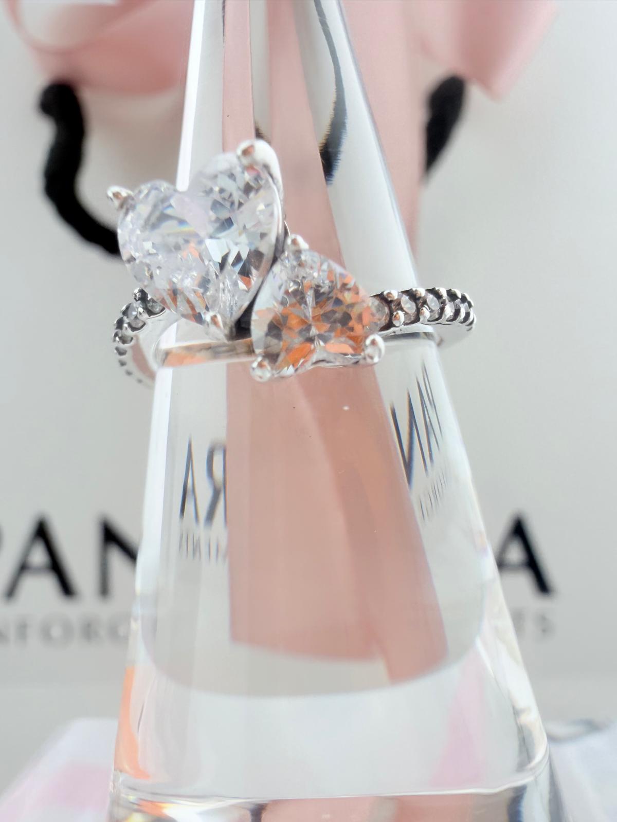 Anillo de Doble Corazón Elevado